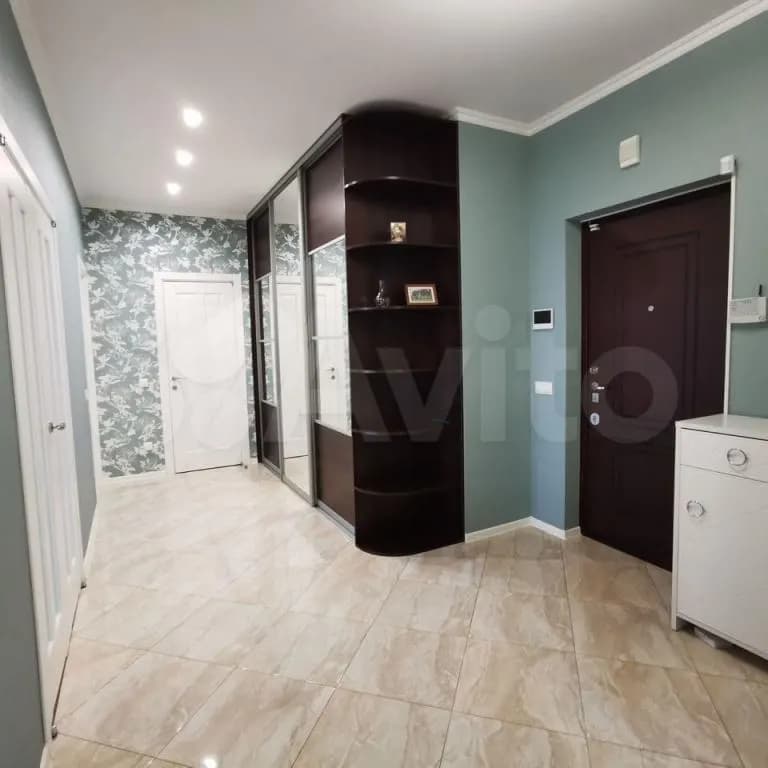 Продается 2-комн. квартира, 81.9 м² — фото 2