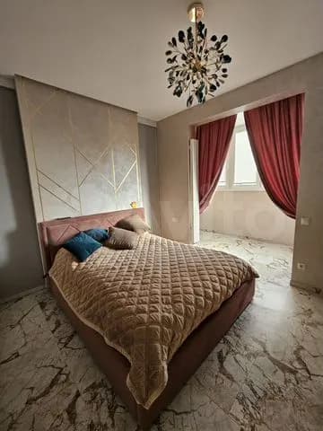Продается 2-комн. квартира, 60 м²