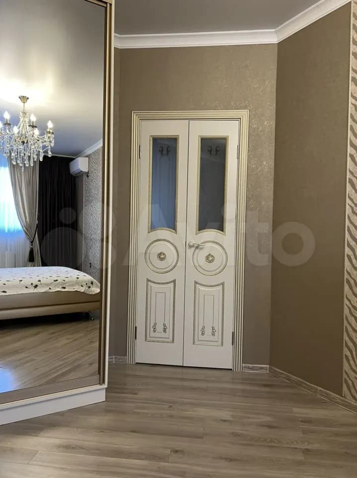 Продается 1-комн. квартира, 42 м² — фото 4