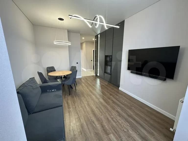 Продается 2-комн. квартира, 75 м²