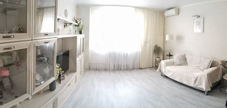 Продается 2-комн. квартира, 61 м²