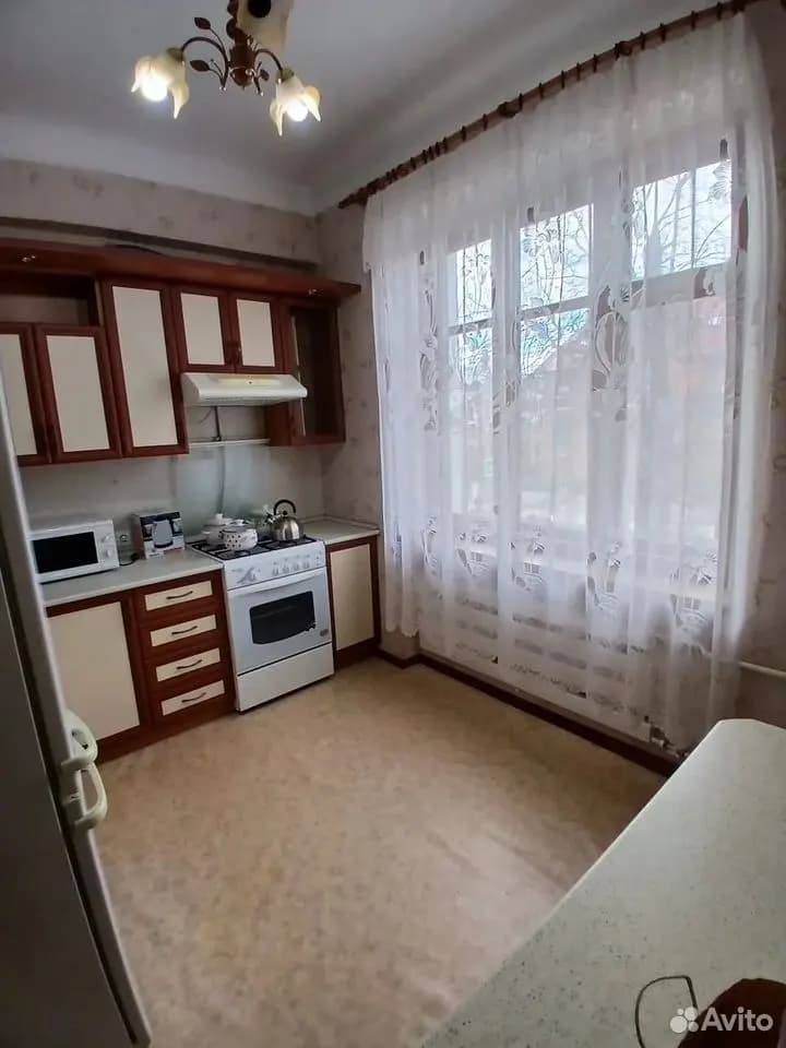 Продается 1-комн. квартира, 42 м² — фото 3