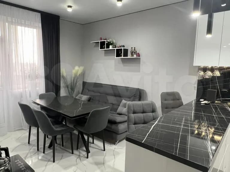 Продается 2-комн. квартира, 56 м²