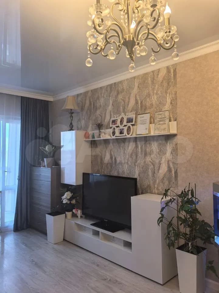 Продается 2-комн. квартира, 67 м²