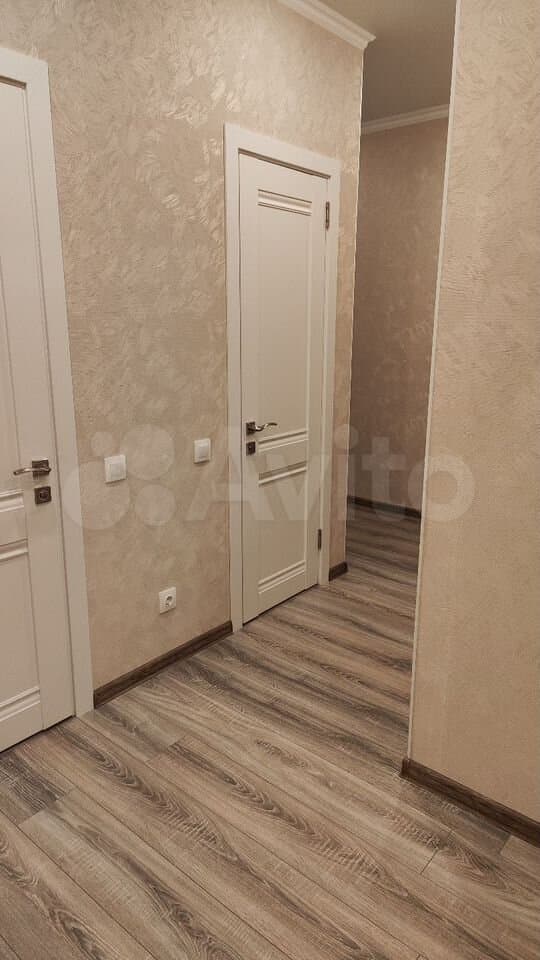 Продается 2-комн. квартира, 65.2 м² — фото 2