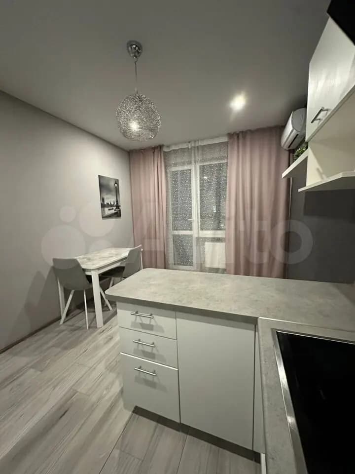 Продается 1-комн. квартира, 46.3 м² — фото 2