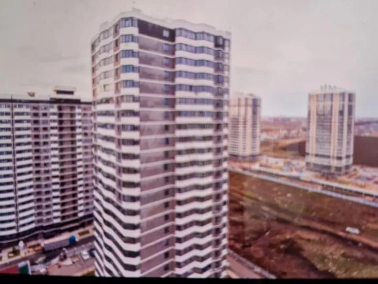 Продается 2-комн. квартира, 70.9 м² — фото 2
