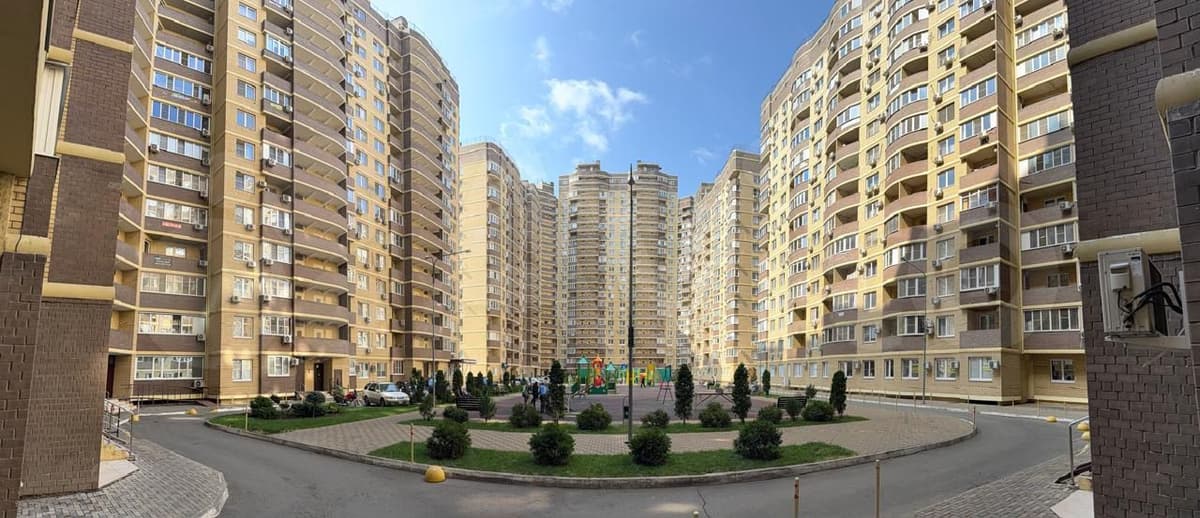 Продается 2-комн. квартира, 68.4 м²