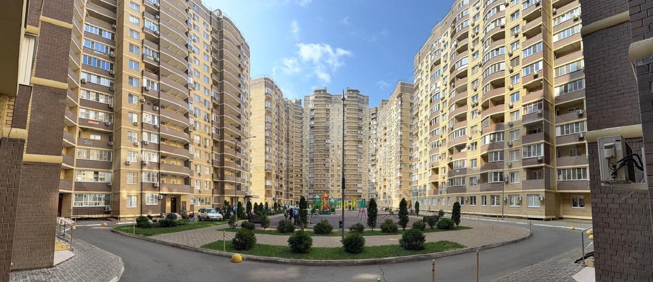 Продается 2-комн. квартира, 68.4 м²