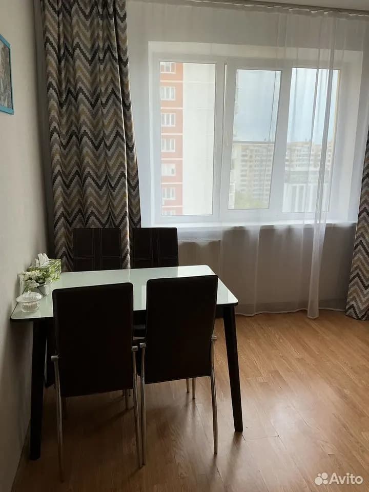 Продается 2-комн. квартира, 61 м² — фото 2