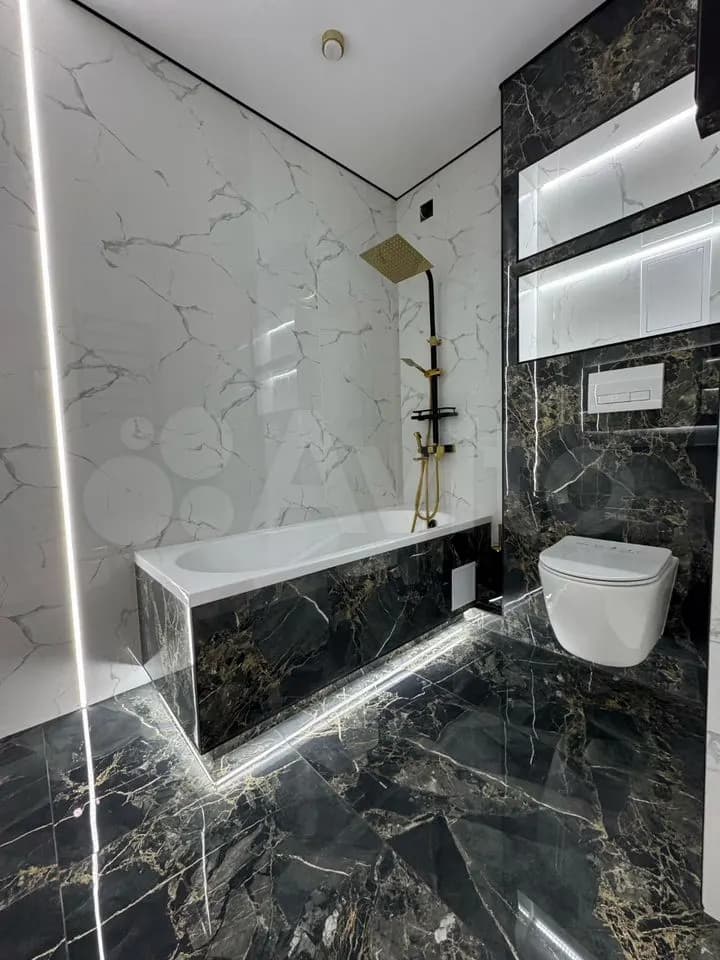 Продается 2-комн. квартира, 67 м²