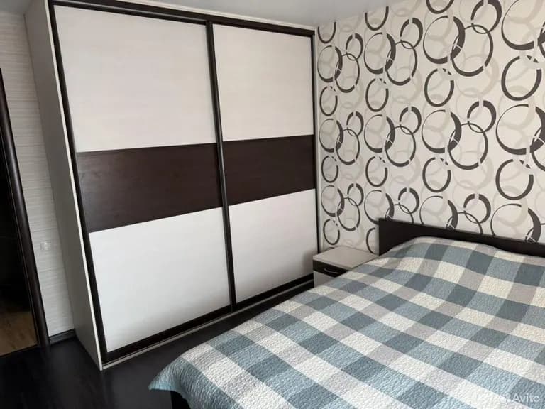 Продается 2-комн. квартира, 72 м²