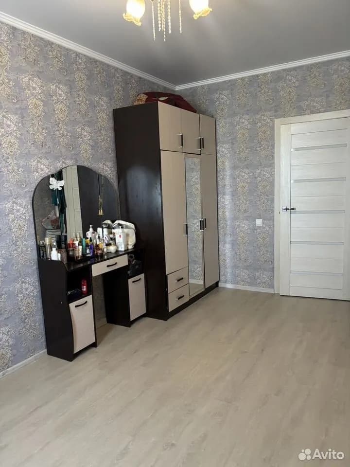 Продается 2-комн. квартира, 63.4 м²