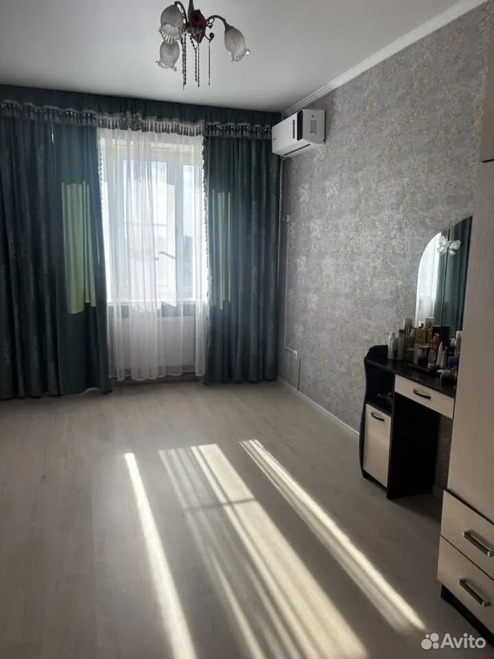 Продается 2-комн. квартира, 63.4 м² — фото 2