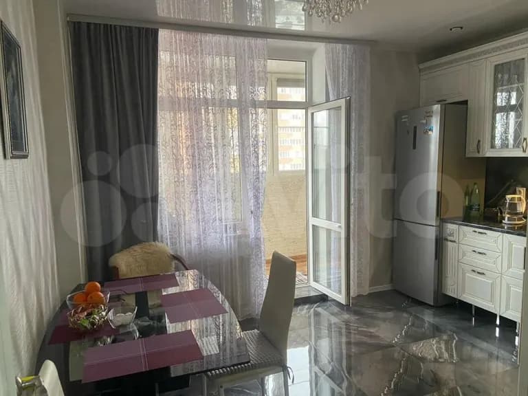 Продается 2-комн. квартира, 67 м² — фото 4