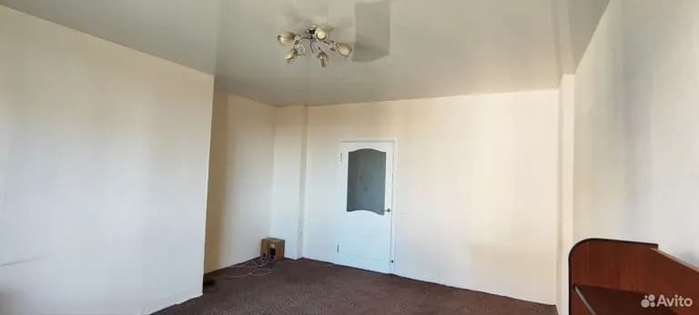Продается 2-комн. квартира, 57.3 м²