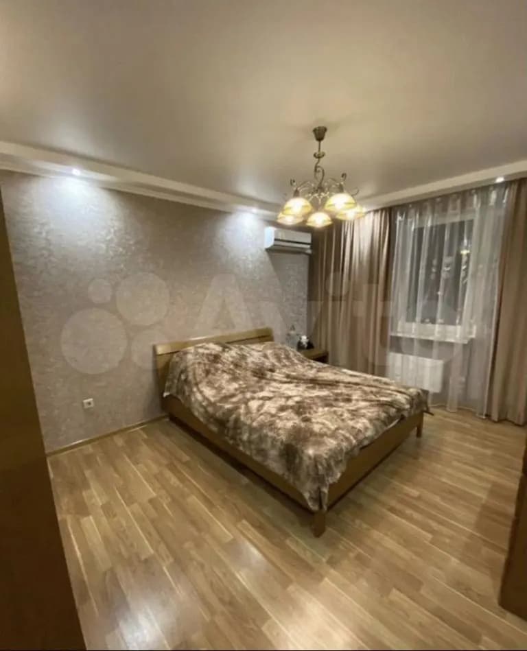 Продается 3-комн. квартира, 90 м²