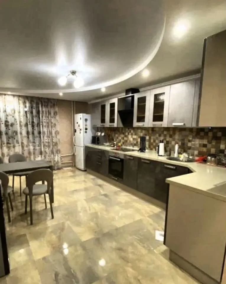 Продается 3-комн. квартира, 90 м² — фото 3