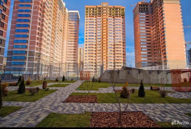Продается 2-комн. квартира, 68.8 м² — фото 3