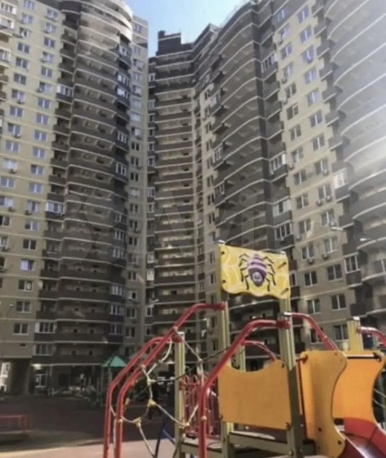 Продается 2-комн. квартира, 61.2 м²
