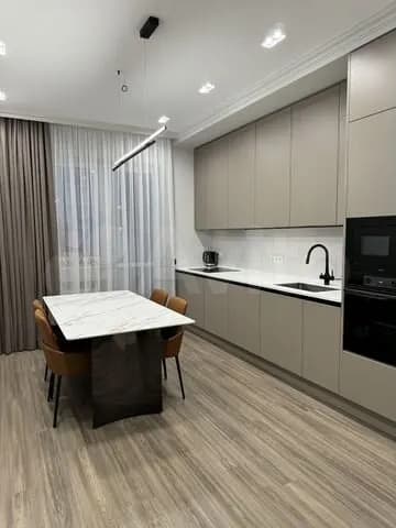 Продается 2-комн. квартира, 80 м² — фото 3