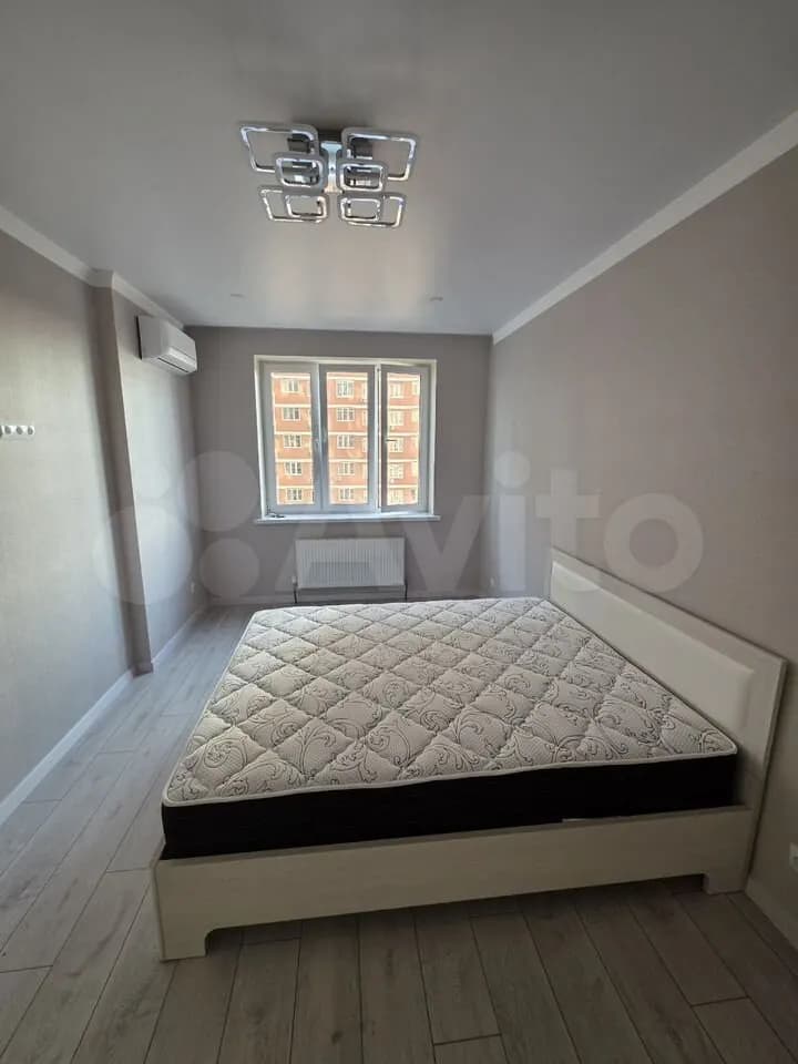 Продается 1-комн. квартира, 35 м² — фото 2