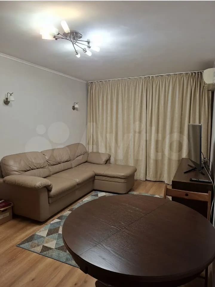 Продается 3-комн. квартира, 56 м²