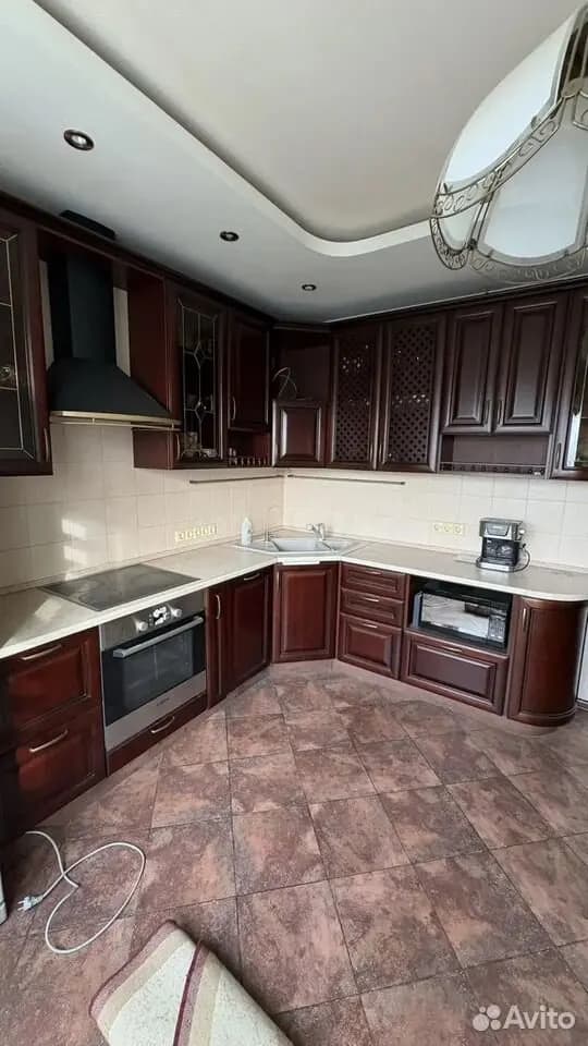 Продается 2-комн. квартира, 61.3 м² — фото 2