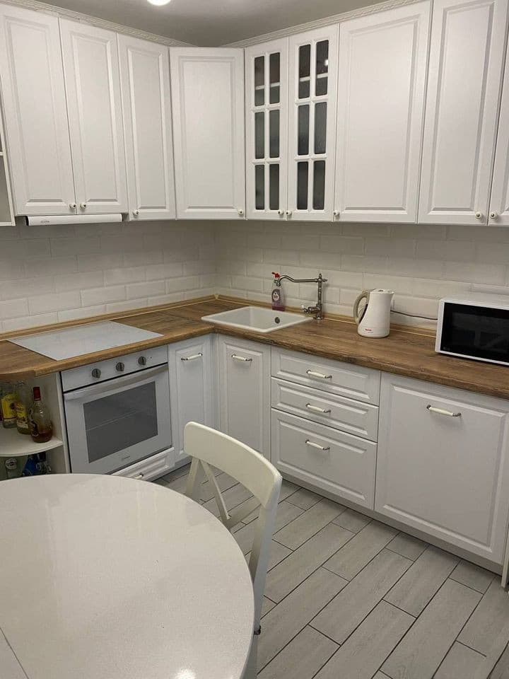 Продается 2-комн. квартира, 58 м²