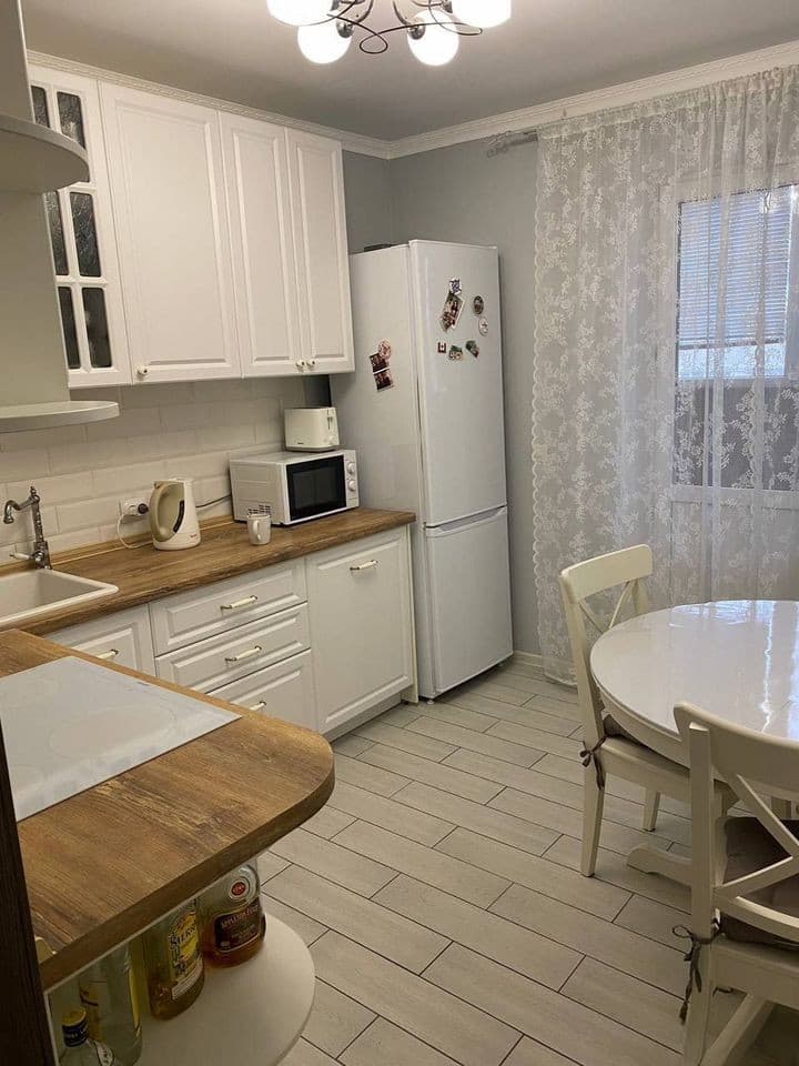 Продается 2-комн. квартира, 58 м² — фото 2