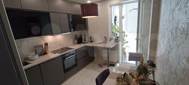 Продается 2-комн. квартира, 55.4 м² — фото 2