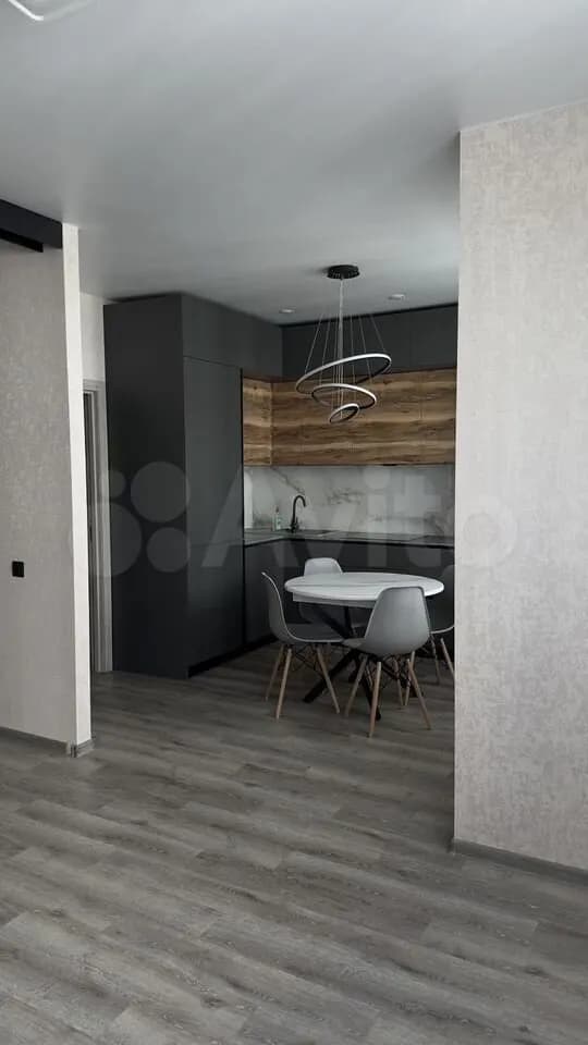 Продается 1-комн. квартира, 42 м² — фото 2