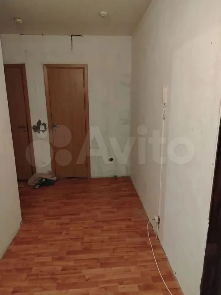 Продается 2-комн. квартира, 57.8 м²