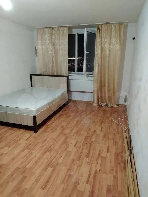 Продается 2-комн. квартира, 57.8 м² — фото 2
