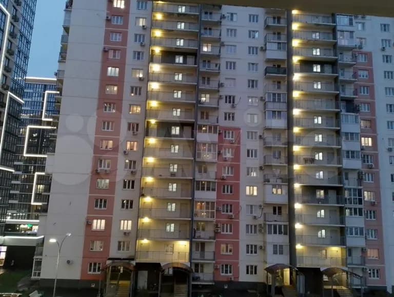 Продается 2-комн. квартира, 67.5 м²