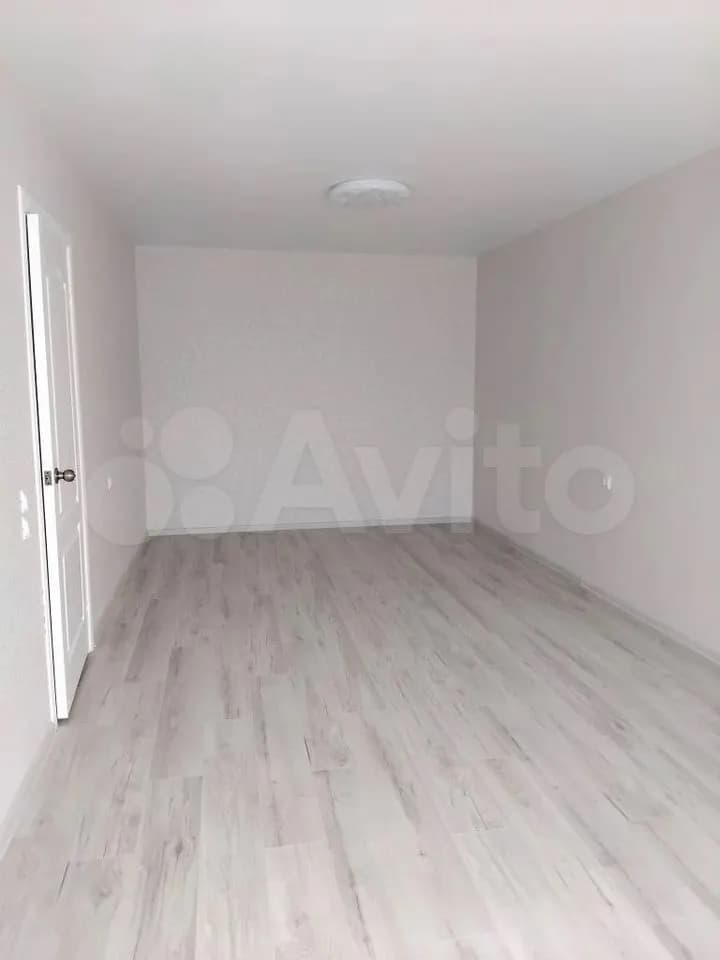 Продается 2-комн. квартира, 58 м² — фото 2