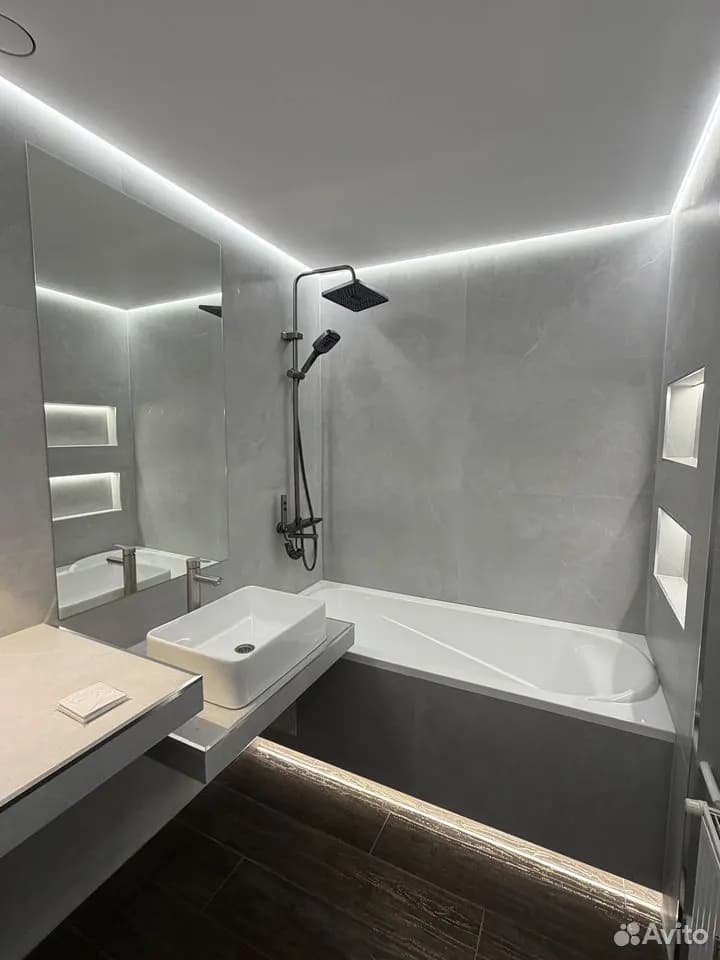 Продается 2-комн. квартира, 72 м²