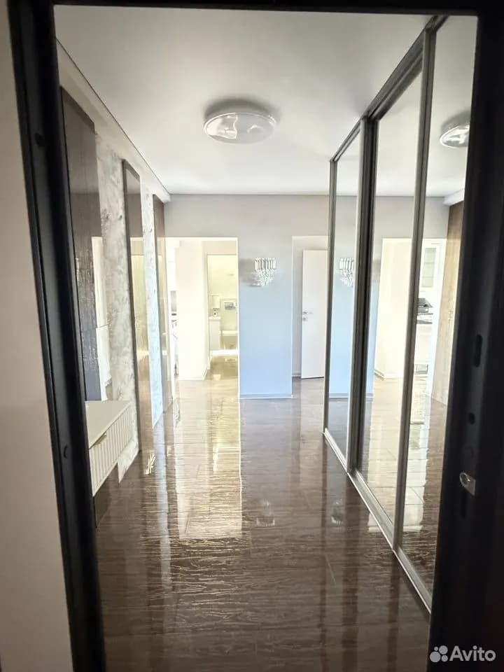 Продается 2-комн. квартира, 72 м² — фото 2
