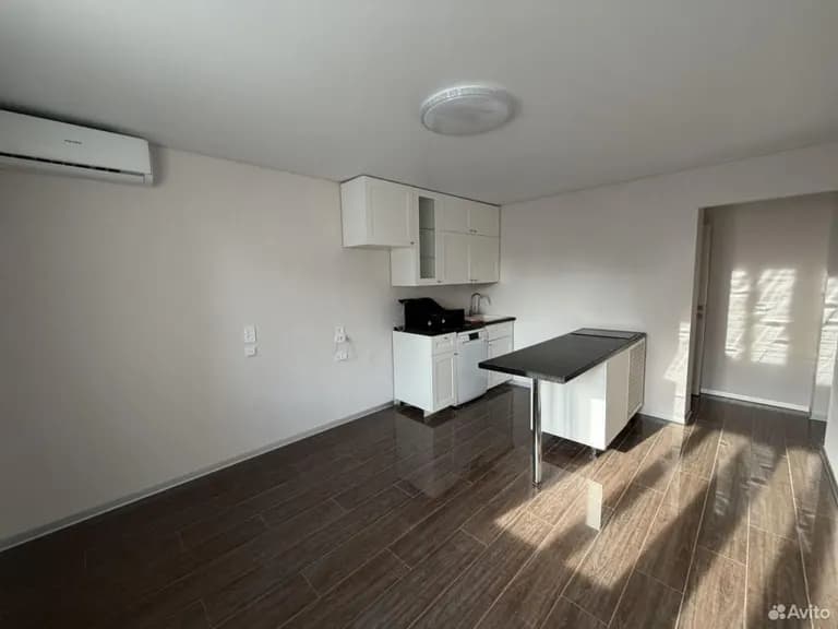 Продается 2-комн. квартира, 72 м² — фото 4