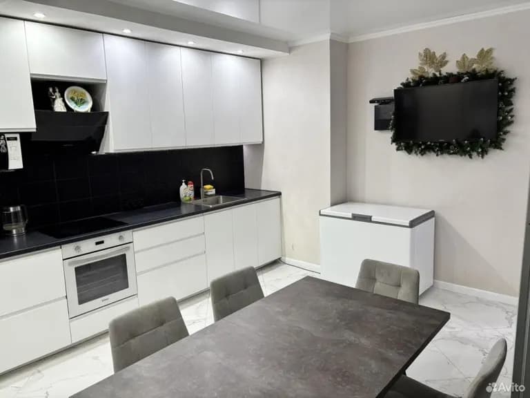 Продается 3-комн. квартира, 82 м² — фото 2