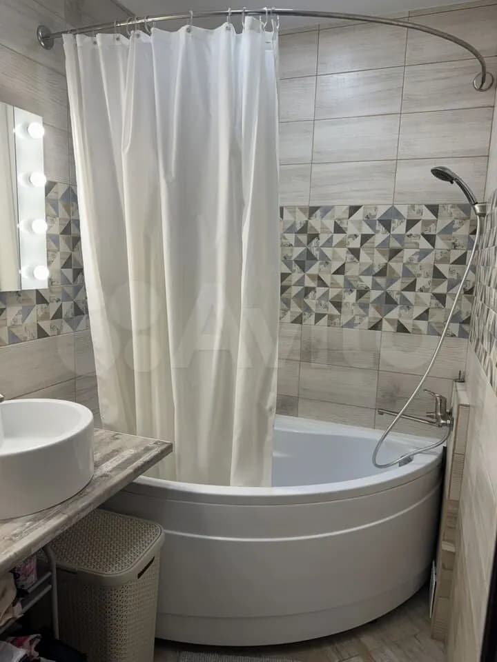 Продается 2-комн. квартира, 58.9 м²