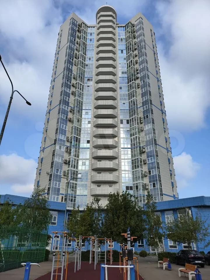 Продается 3-комн. квартира, 99.2 м²