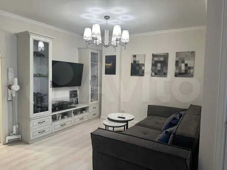 Продается 1-комн. квартира, 41.9 м² — фото 2