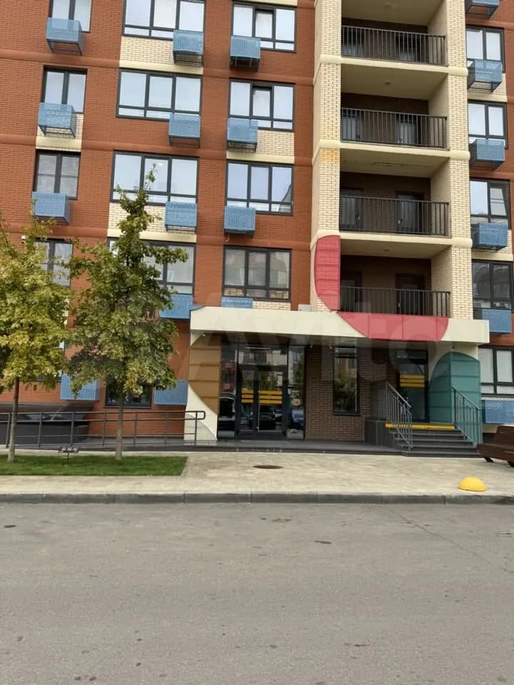 Продается 1-комн. квартира, 58 м² — фото 5