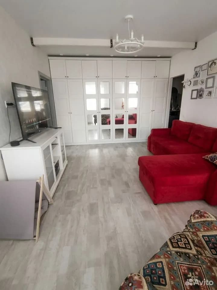 Продается 3-комн. квартира, 61.6 м²
