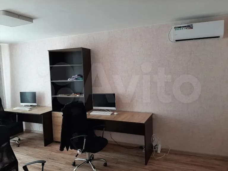 Продается 2-комн. квартира, 62.9 м² — фото 2