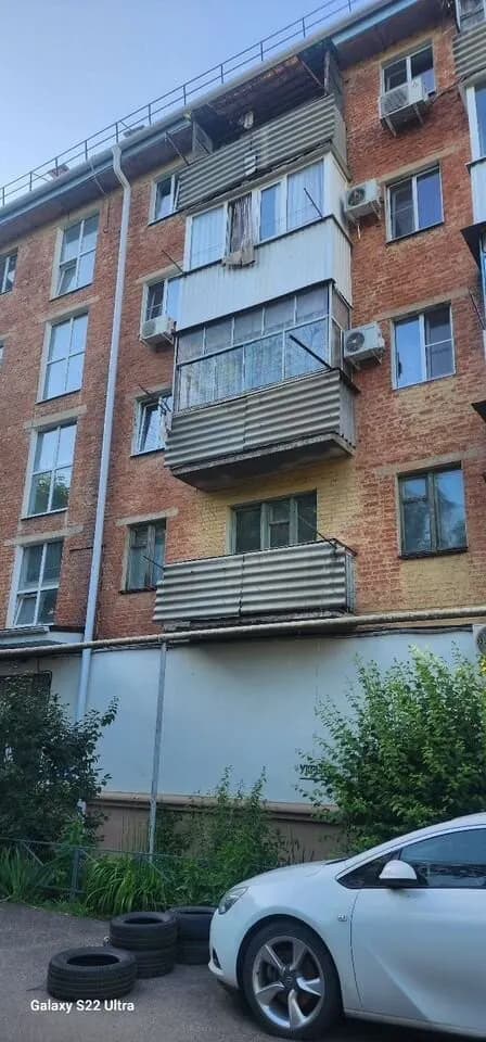 Продается 3-комн. квартира, 55.7 м²