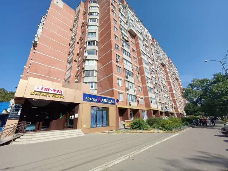 Продается 4-комн. квартира, 171.4 м²
