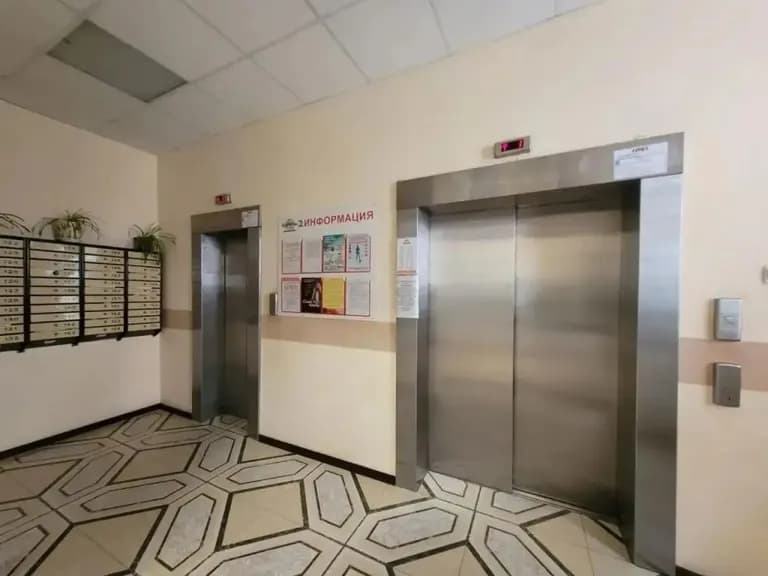 Продается 2-комн. квартира, 62 м² — фото 2