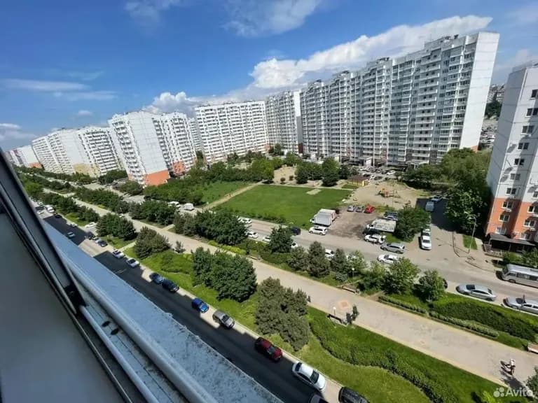 Продается 2-комн. квартира, 55 м² — фото 2
